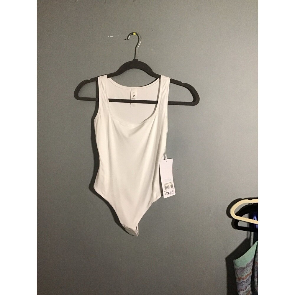 Lululemon Wundermost square neck bodysuit NWT